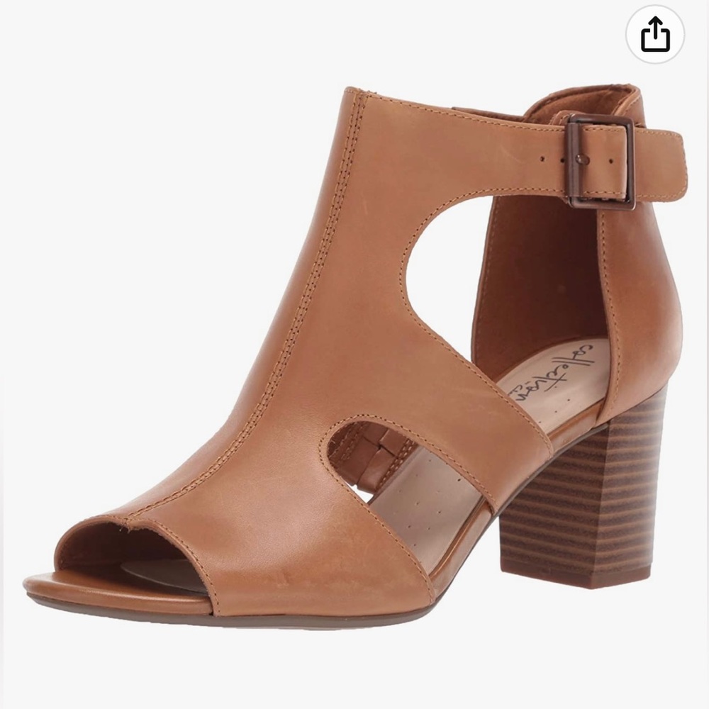 Clarks Deva Block Heeled Sandal Tan